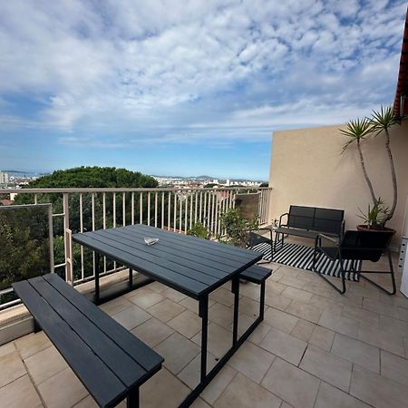 T4 Avec Terrasse Et Garage Prive Apartment Toulon Exterior foto